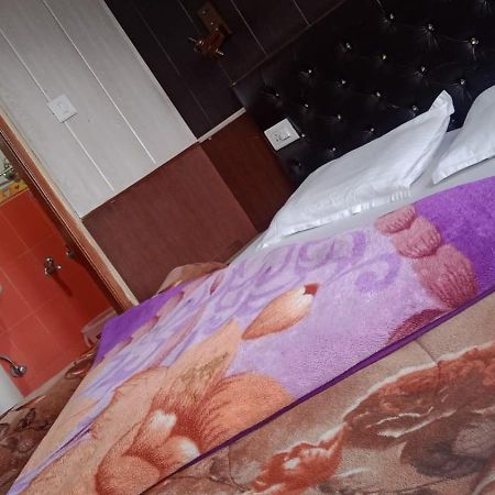 Hotel Harbans Shimla Buitenkant foto